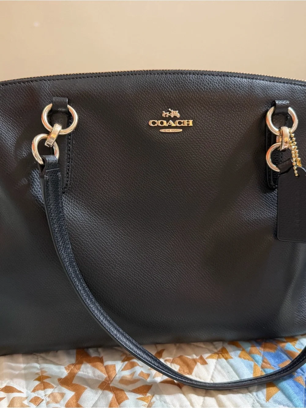 Women’s Coach Black Leather Shoulder Bag - Classic Travel Tote